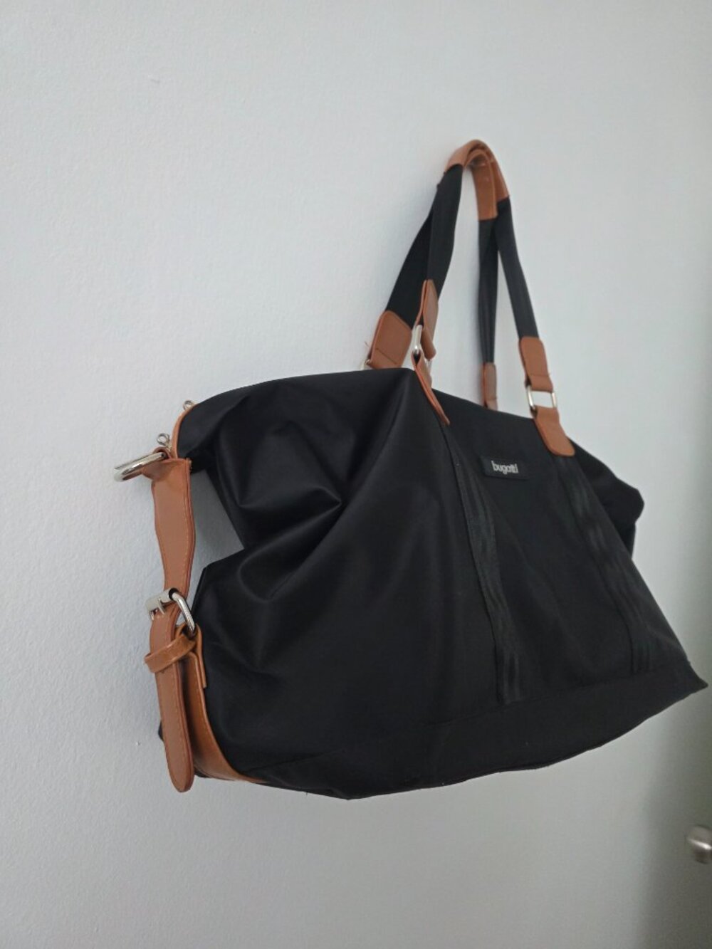 Bugatti Black & Brown Weekender Duffel Bag | Travel & Gym Bag - Picture 4 of 11